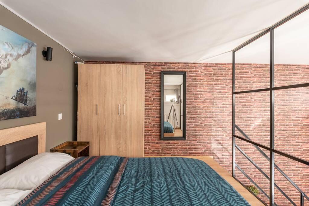 דירות סלוניקי Industrial Loft Near Seaside W 200Mbps מראה חיצוני תמונה